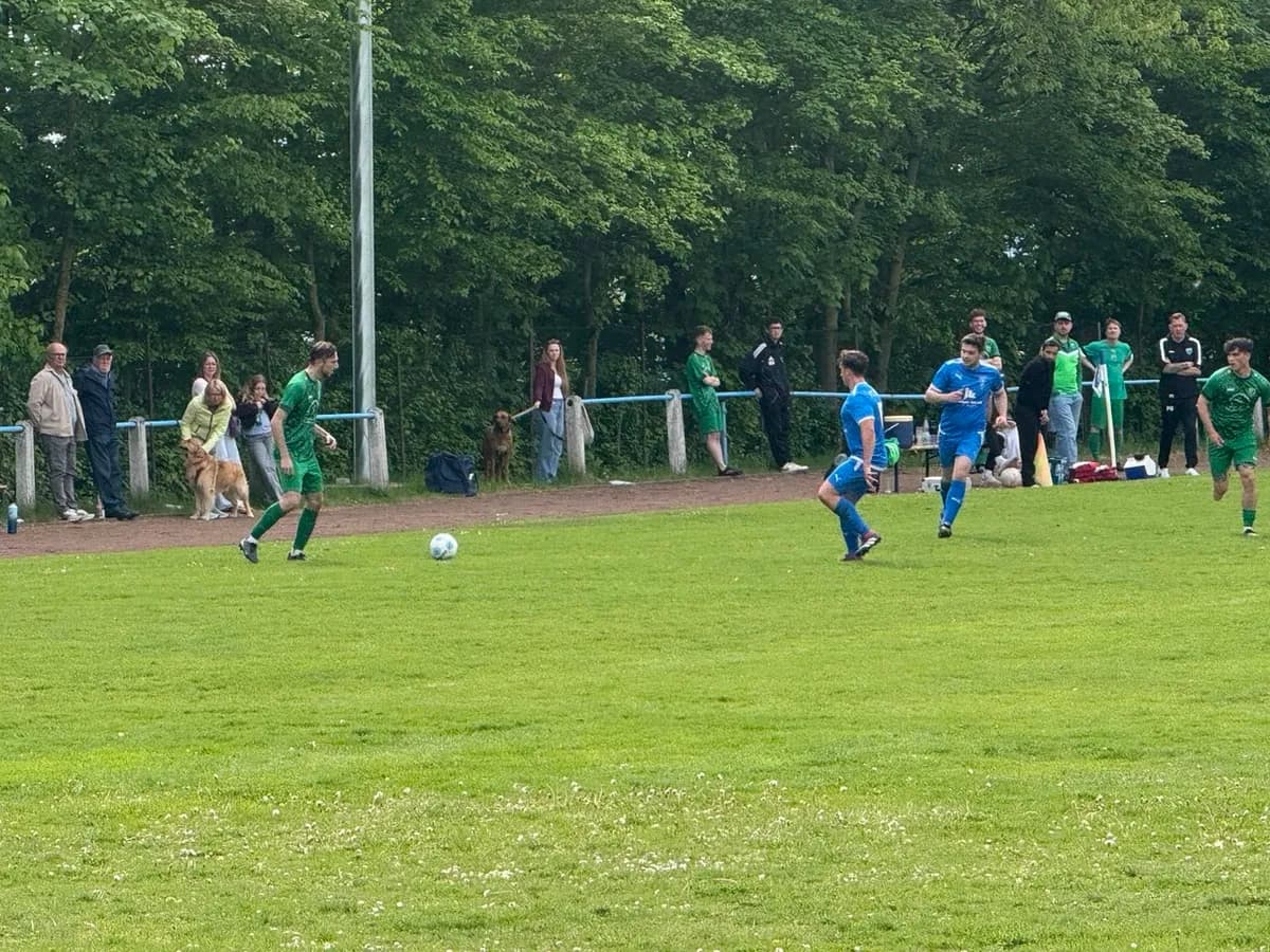 Joker sticht dreifach – Hartmann schießt uns mit lupenreinem Hattrick zum Sieg